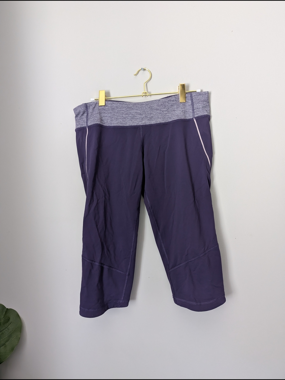Lululemon Purple Capri Pants with Heathered Waistband